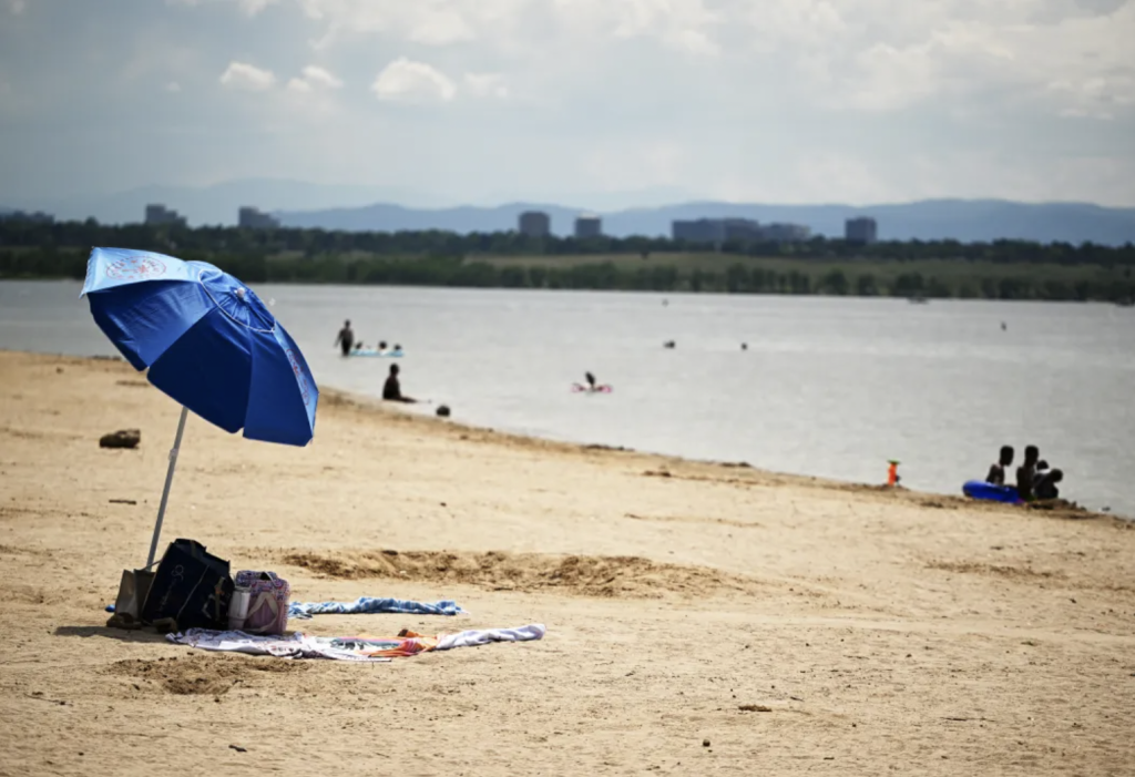 8 Colorado lakes suspected of toxic algae blooms. Here's why it's getting worse. - Vimarsana News